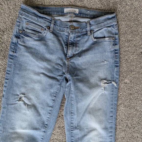 LOFT Sky Blue Cropped Jeans - Picture 4 of 10